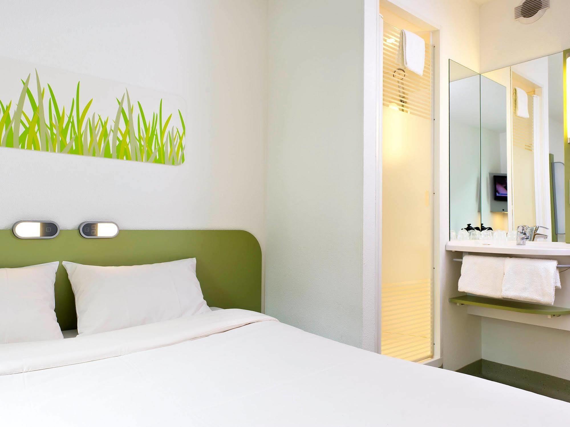 Ibis Budget Le Puy En Velay Exterior foto